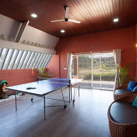Stayvista At Golden Triangle Kabini With Bonfire, River View & Comp Beakfast Hampāpura Exteriör bild