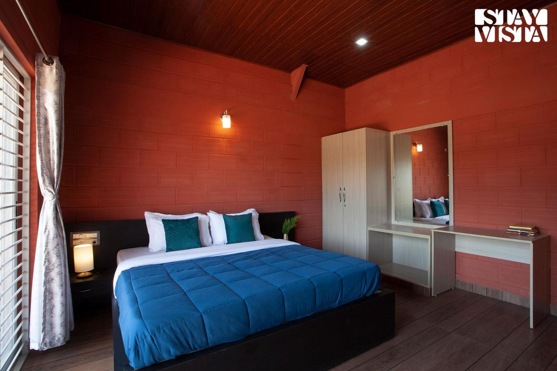 Stayvista At Golden Triangle Kabini With Bonfire, River View & Comp Beakfast Hampāpura Exteriör bild