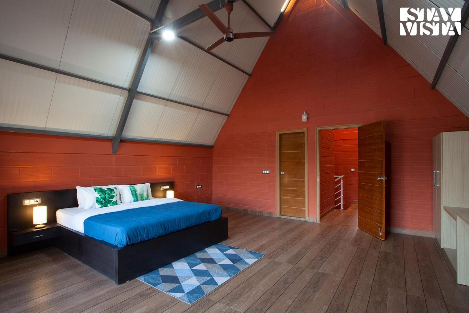 Stayvista At Golden Triangle Kabini With Bonfire, River View & Comp Beakfast Hampāpura Exteriör bild